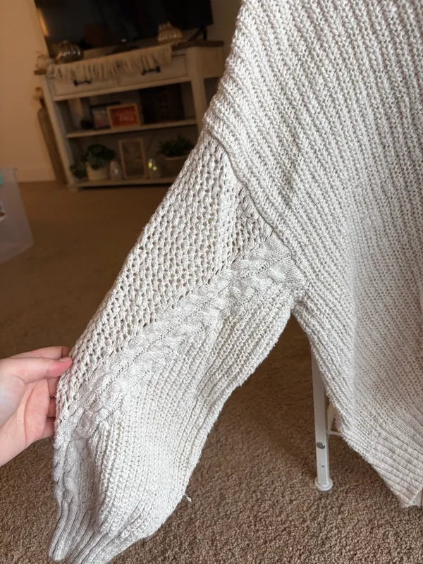 American Eagle Sweater - Image 2