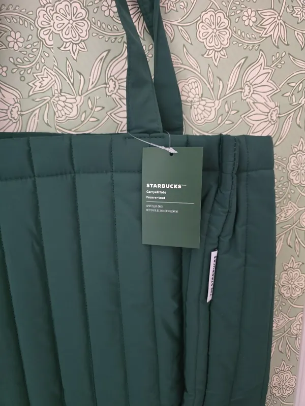 Starbucks Online Exclusive Quilted Green Carryall Tote - Image 5