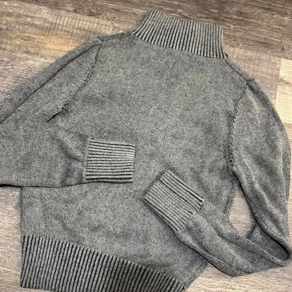 grey quarterzip‎ - Image 3