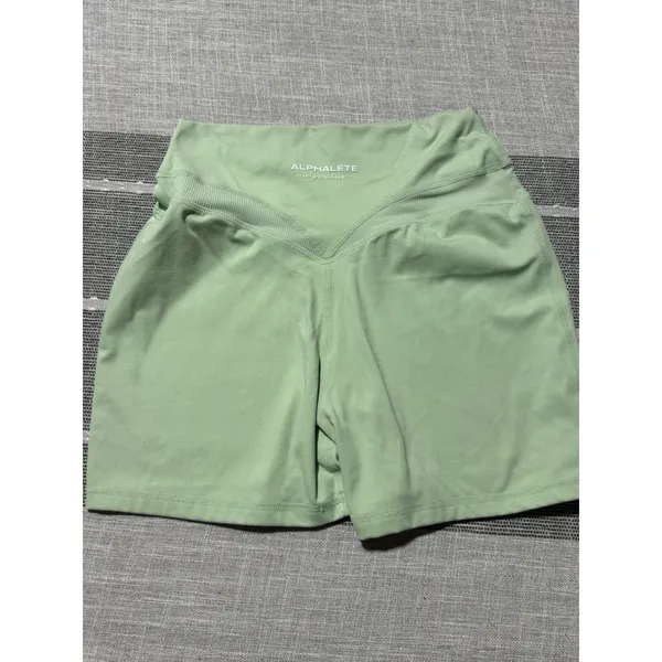 Alphalete Alphalux Sage Green High Waisted‎ V-Back Athletic Shorts Womens Size S - Image 2