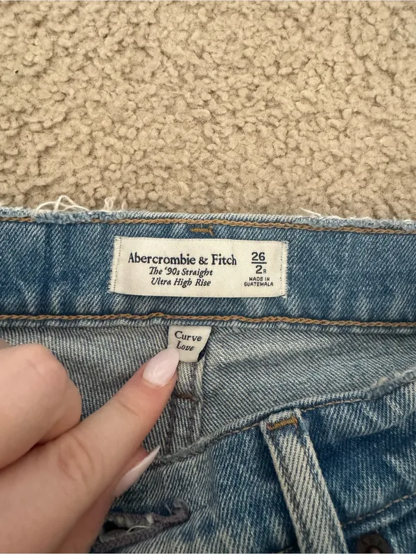 Abercrombie Curve Love 90s Straight Ultra High Rise Split Ankle - Image 8