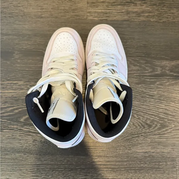 Nike Jordan 1 mid barely rose shoes - Image 4