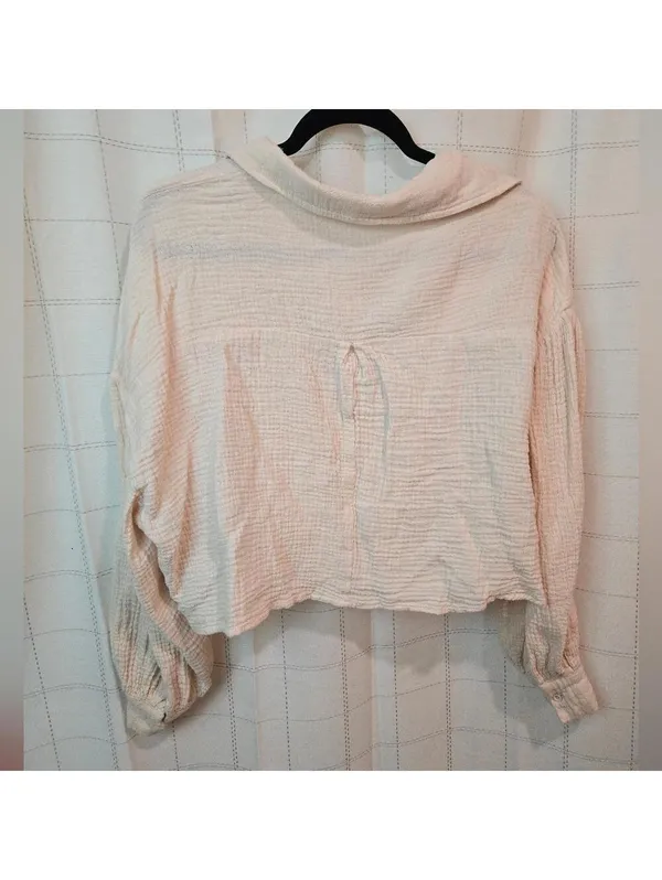 Altard State Crepe Cropped Button Down - Image 6