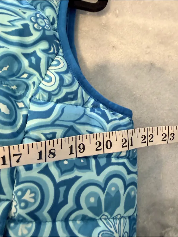 L.L. Bean Size M Blue Floral Reversible Zip Up Puffer Vest Goose Down - Image 10