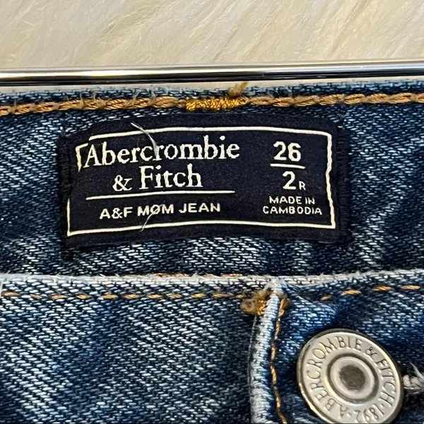 Abercrombie & Fitch Mom Jean 26/2R Frayed Raw Hem Distressed - Image 13