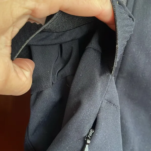 Fabletics Trinity, performance Black Jacket size small - Image 3