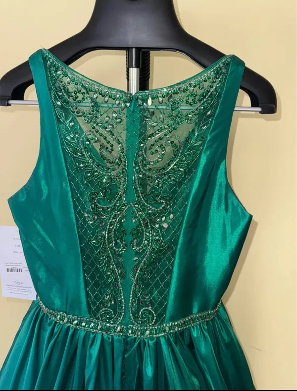 Emerald Green Prom Dress - Image 2