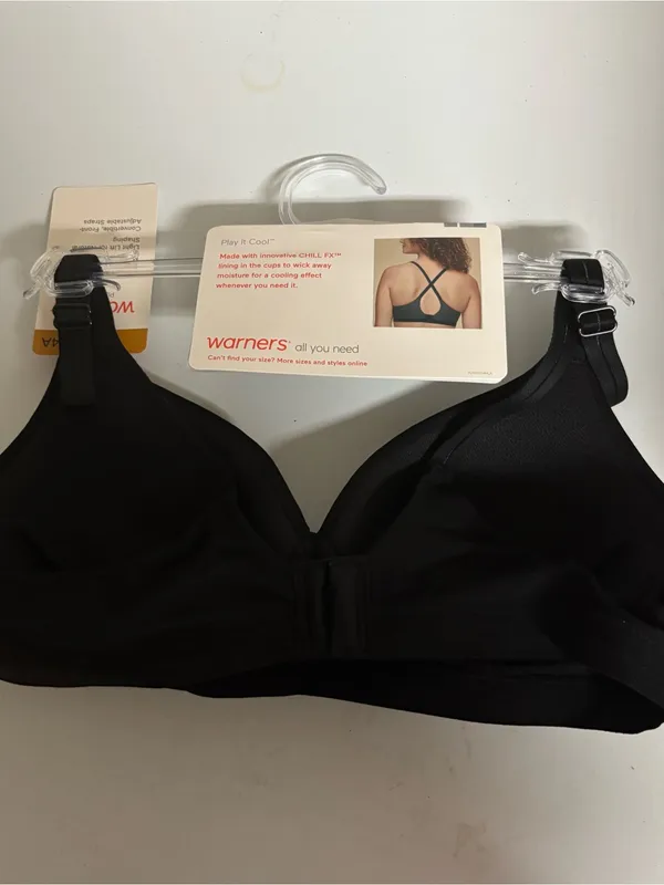 Warner's Play It Cool Wireless Lift Bra - Black - Image 2