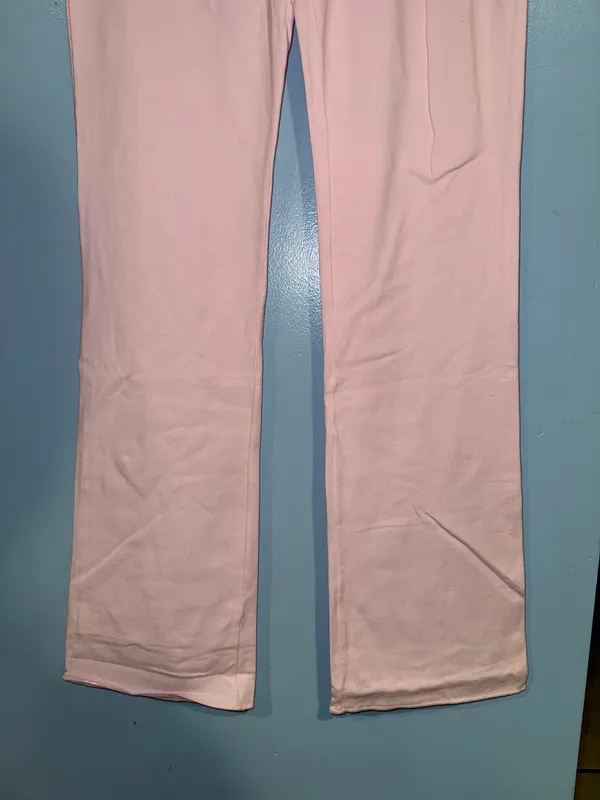SKIMS Valentine’s Day Heart Leggings - Image 3