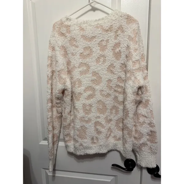 POL Leopard Print Cozy Fuzzy Sweater Long Sleeve Women's‎ Size M - Image 5