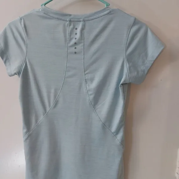 Asics Sky Blue T-Shirt XS Athleisure Pastel Sportswear Activewear Casual Comfy - Image 7