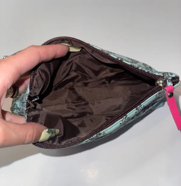 Mcbling Pouch Blue - Image 3