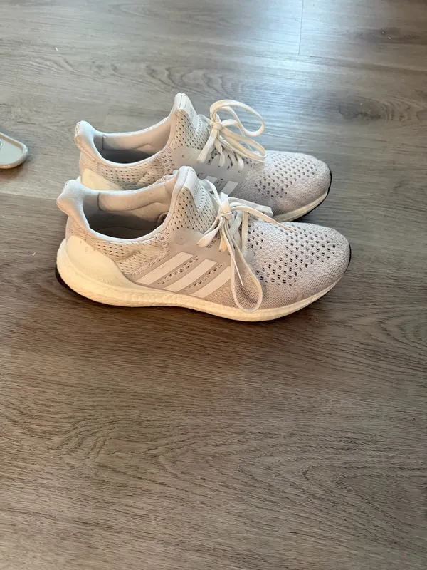 Adidas Ultraboost Shoes - Image 3