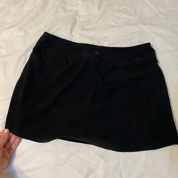 Black Women’s Golf Skort Size M - Image 3