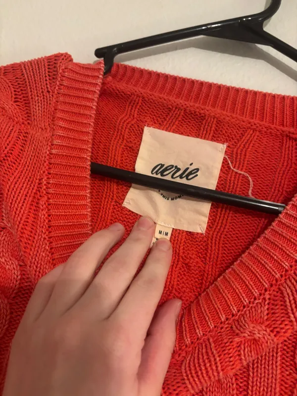 Aerie Cropped Sweater Women’s Medium - Image 3