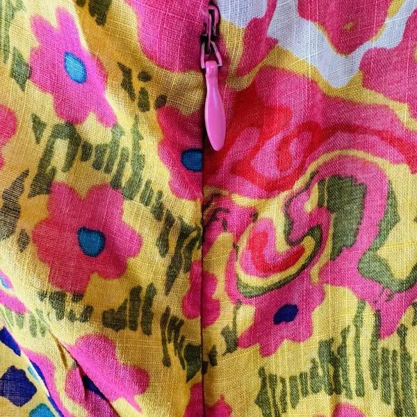 J. Crew Boho Printed Blouse Size 6 Multicolor Cotton Ramie Pleated‎ Keyhole Neck - Image 5