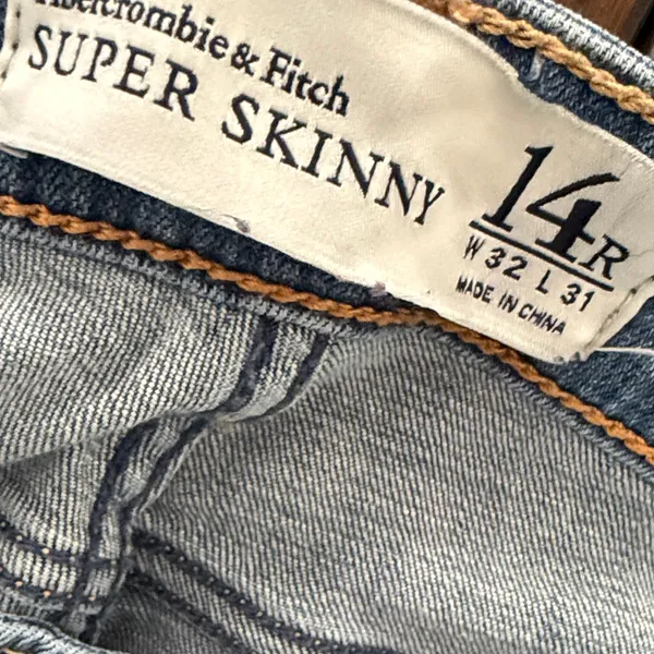 Abercrombie & Fitch Super Skinny Jeans Size 14 High Rise Stretch Denim Women - Image 4