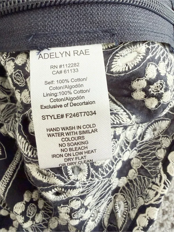 ADELYN RAE‎ Seriana Embroidered Top Navy and White Flutter Sleeves Small - Image 6