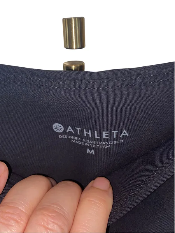 Authentic Athleta Venice Pintuck Ankle Pants in a classic black colorway - Image 4
