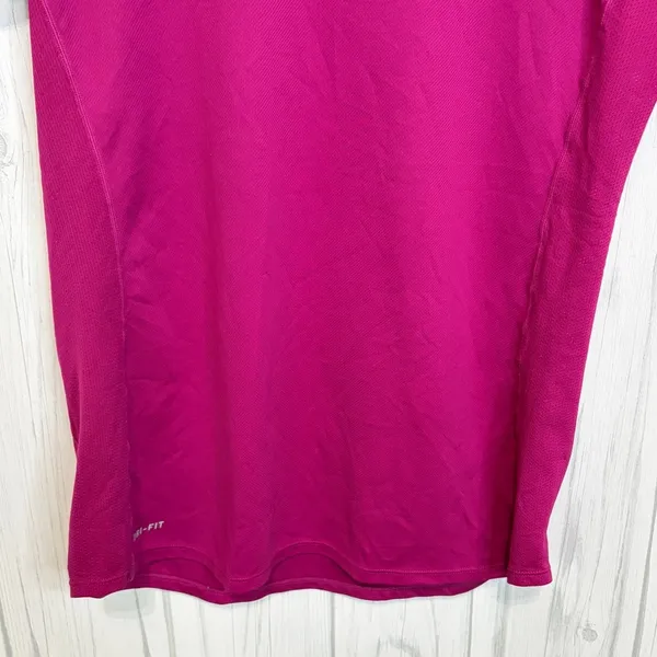 NIKE Women’s Dri-Fit Running Tee in‎ Magenta, Large - Image 4