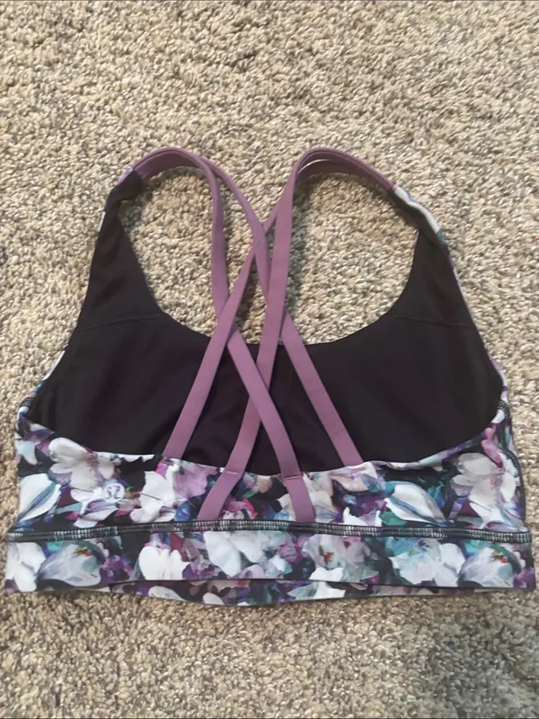 Lululemon Energy Bra size 6 - Image 3