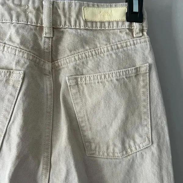 Zara Women's Cream High Rise Mom Jeans Straight Leg Denim Pants Size 0 - Image 5