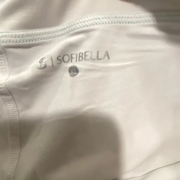 Sofibella tennis skirt, women’s size XL - Image 2