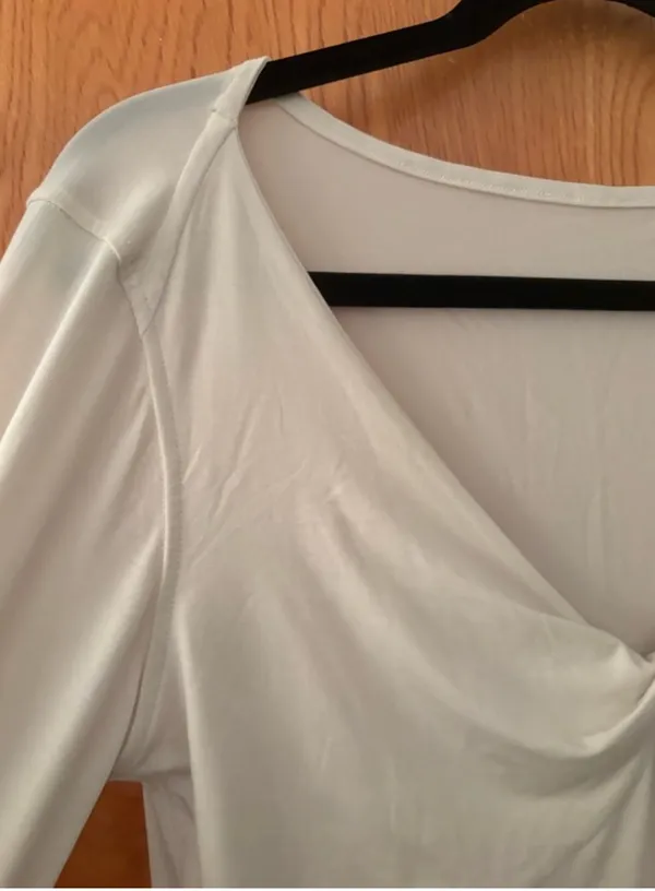 Lululemon Cream Long Sleeve Top - Image 3