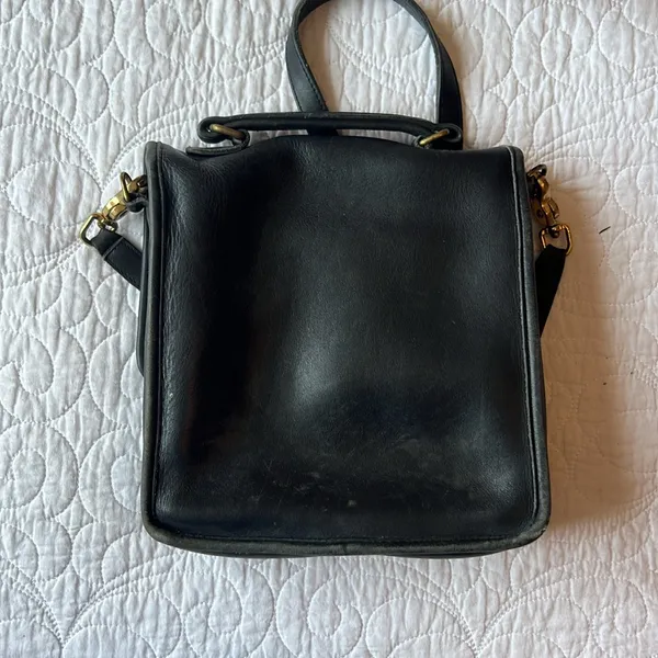 Vintage Coach Station Willis Glovetanned cowhide Leather. Made in 2005 No Box - Image 5