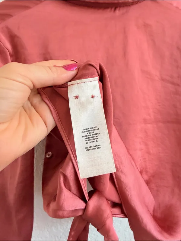 Aritzia Wilfred Pink Coral Satin Tie-Front Button‎ Down Blouse Top XS - Image 7