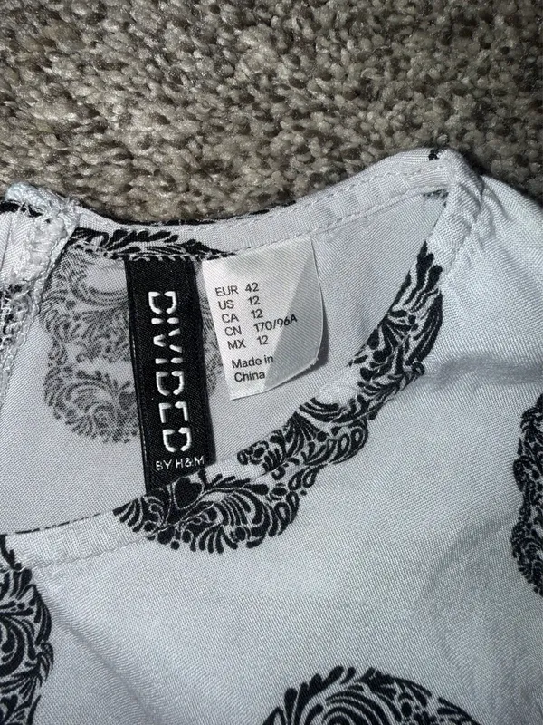 H&M Divided Sleeveless Skull Print Skater Dress - Image 3