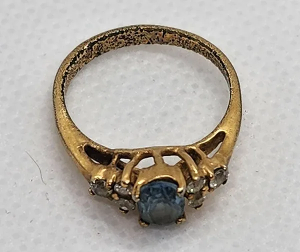 Gold Tone Blue Spinel & Clear Rhinestone Ring (4) - Image 4