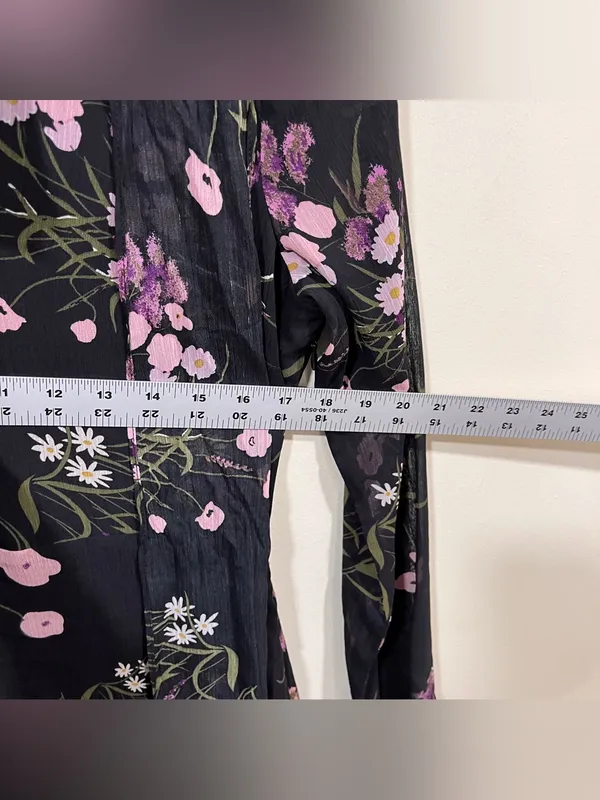 NWT ASTR The Label Tie-Neck Ruffled Floral Midi Dress M modest - Image 9