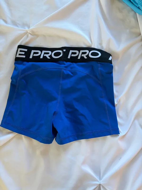 Blue Nike Pro - Image 2