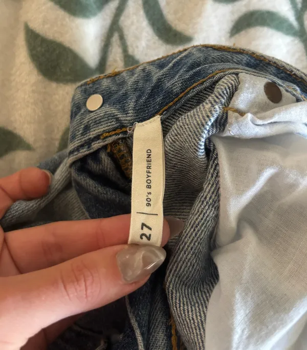 PacSun 90s Boyfriend Jeans Ripped - Image 2
