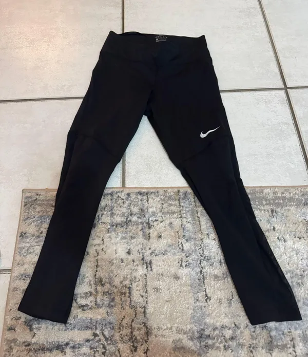 Nike leggings - Image 3