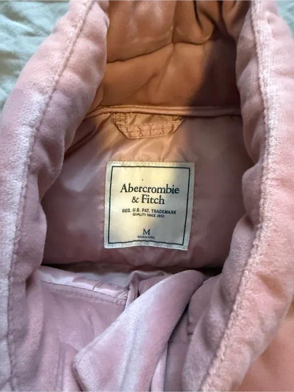 Abercrombie & Fitch Pink Velvet Puffer Coat - Image 2
