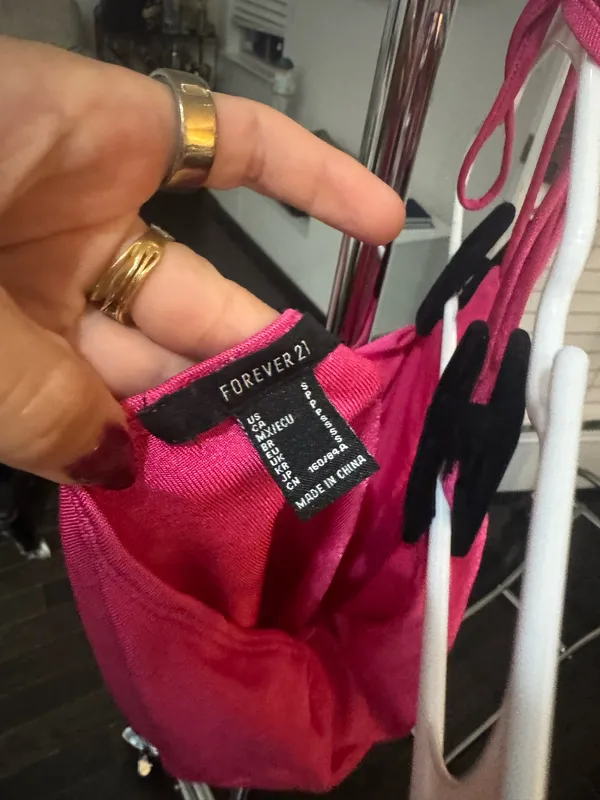 Forever 21 Pink crop top - Image 3