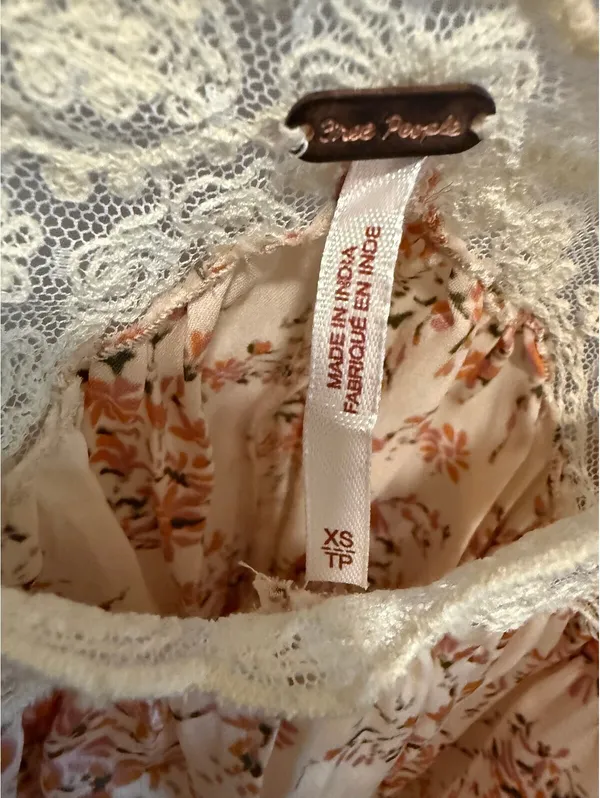 Free People Floral Lace Trim Cami Top XS NWT - Image 3