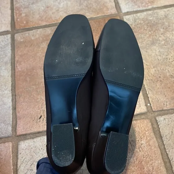 David Tate "Dynasty" Stretchy Fabric and Leather Cap-Toe Slip-Ons. 7.5 - Image 5