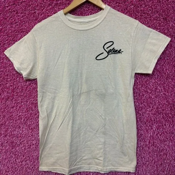 Selena Quintanilla Puffy Print Spell-Out The Queen of Tex-Mex Tee S - Image 3