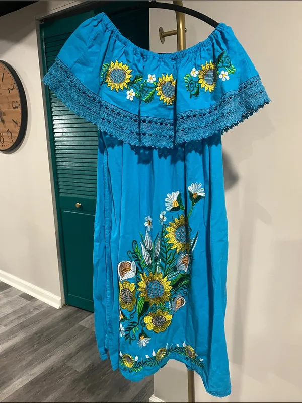 Vintage traditional Mexico embroidered dress - Image 2