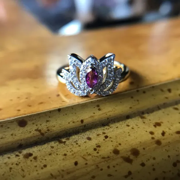 Natural Rhodolite Garnet Sterling Silver Lotus Ring Size 6 - Image 9