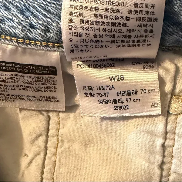 Levi's 501 Light Blue Jean Shorts - Image 5