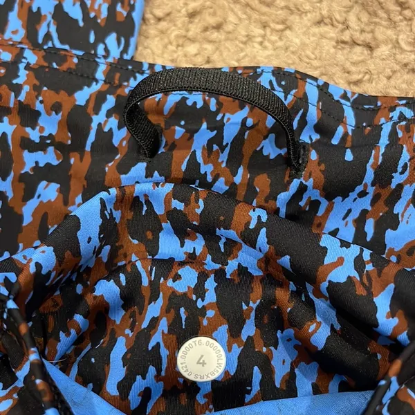 Lululemon bra and legging set leggings size 4 bra size 8 - Image 5