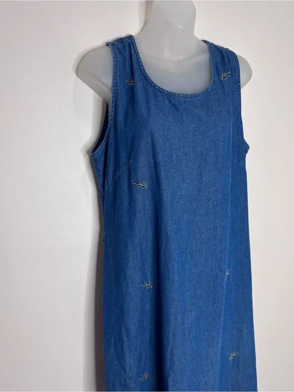 Vintage Denim Long Maxi Dress Blue Gold floral Embroidery 90s medium 100% Cotton - Image 3