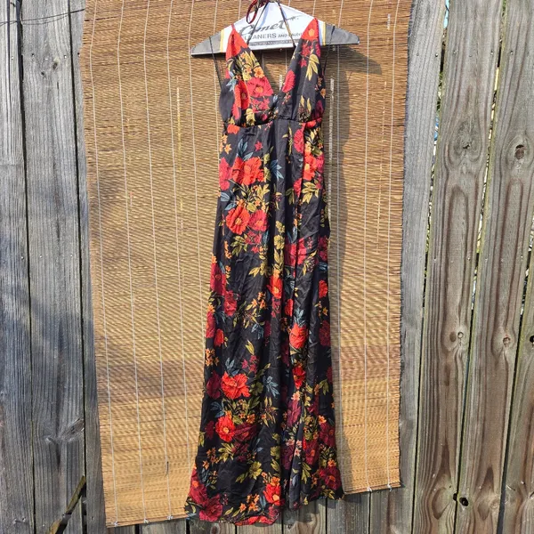 NEW Sweet Lemon Floral Print Halter Neck Maxi Dress - Image 7