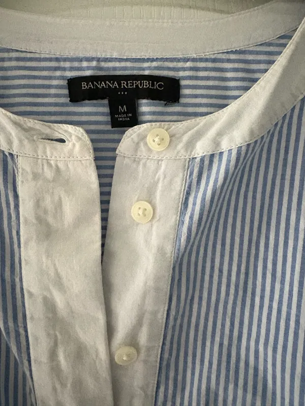 Banana Republic Top - Image 2