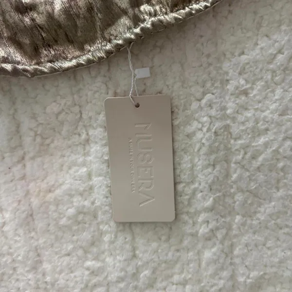 Musera Women's Gold and Silver Crop-top - Image 3