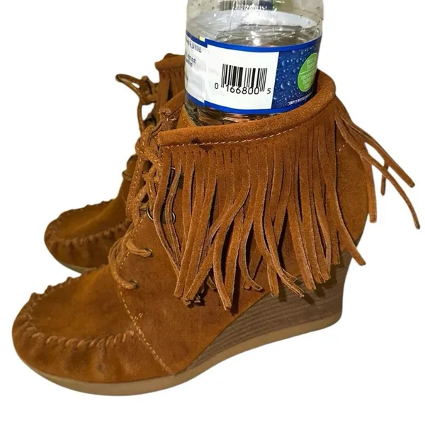 Minnetonka‎ Brown Suede Fringe Wedge Ankle Boots Size 8 - Image 6